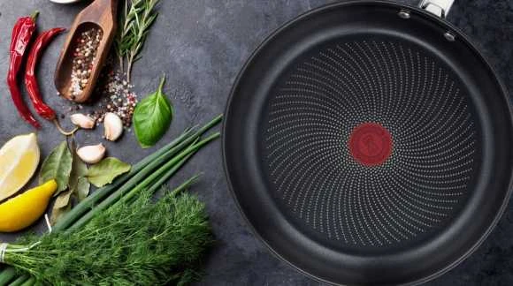 TEFAL | Keptuvė | B8170644 Intuition | Kepimui | 28 cm skersmuo | Tinka indukcinei kaitlentei | Fiksuota rankena