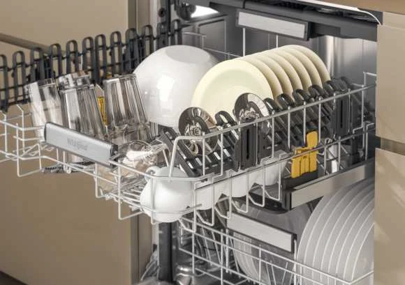 Įmontuojama indaplovė Whirlpool W7I HF60 TUS