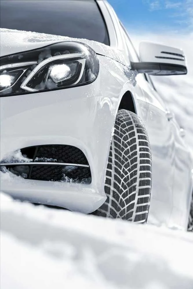 Goodyear Padangos UltraGrip Performance+ 105 T XL SEAL (B B B 71dB)