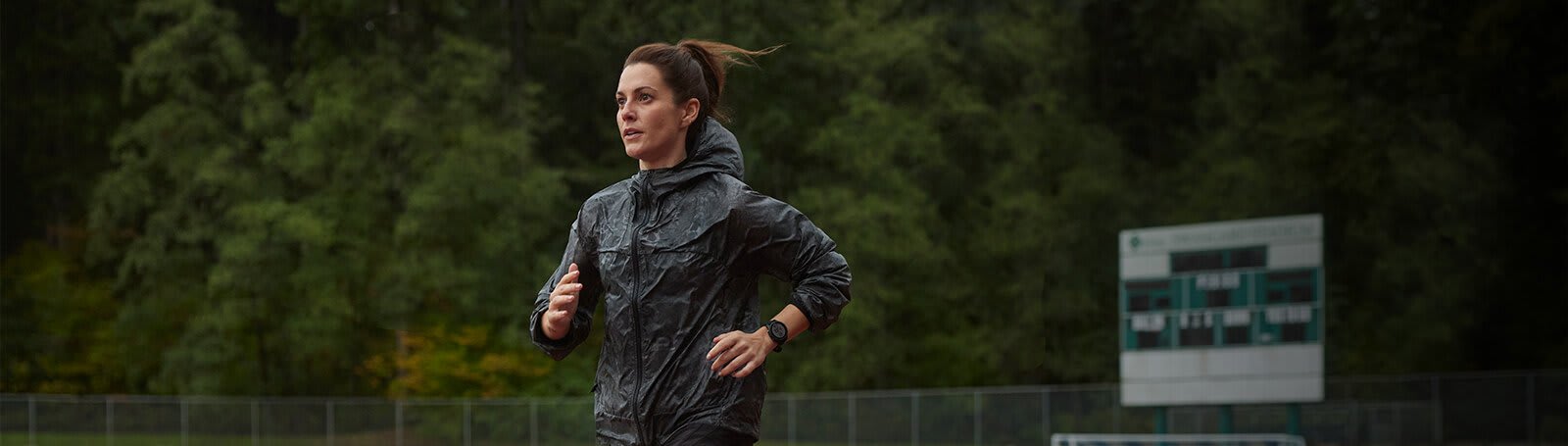Išmanusis laikrodis Garmin Forerunner 255, Skalūnų  pilkos spalvos aprašymas - Prekės nuotrauka