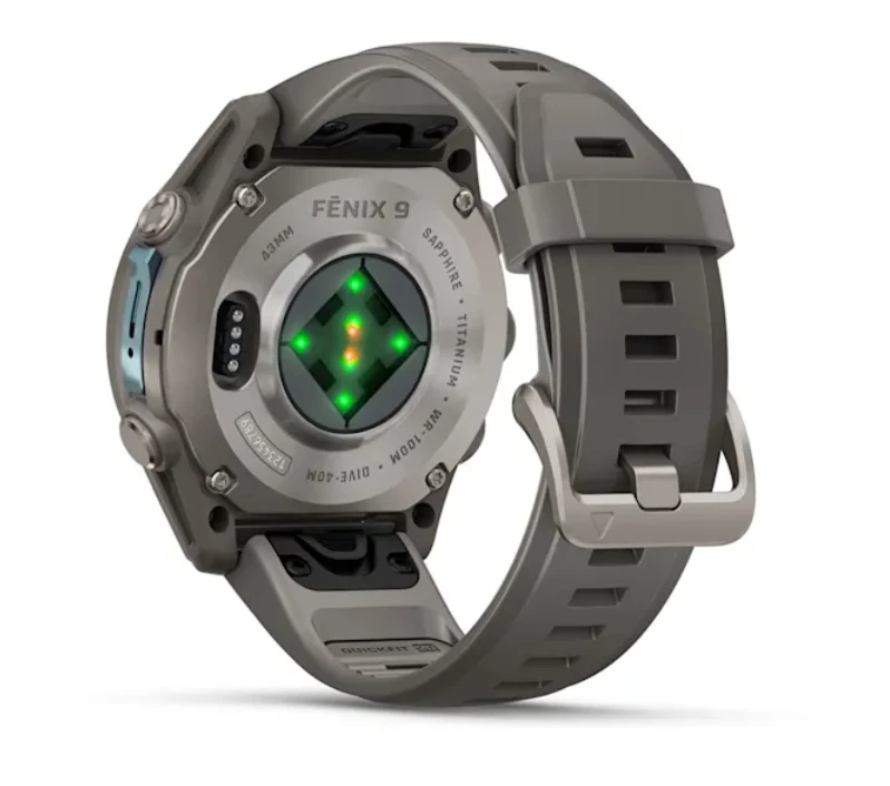 Išmanusis laikrodis Garmin fēnix® 9 – 43mm, Titanas su akmenėlių pilkos spalvos silikoniniu dirželiu | 010-04761-11