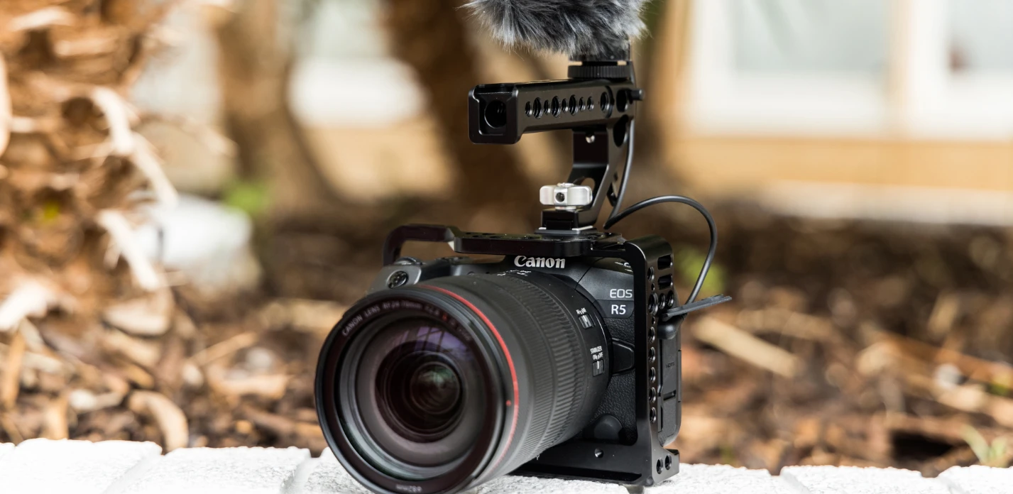 Canon EOS R5 MILC korpusas 45 MP CMOS 8192 x 5464 pikseliai Juoda aprašymas - Prekės nuotrauka