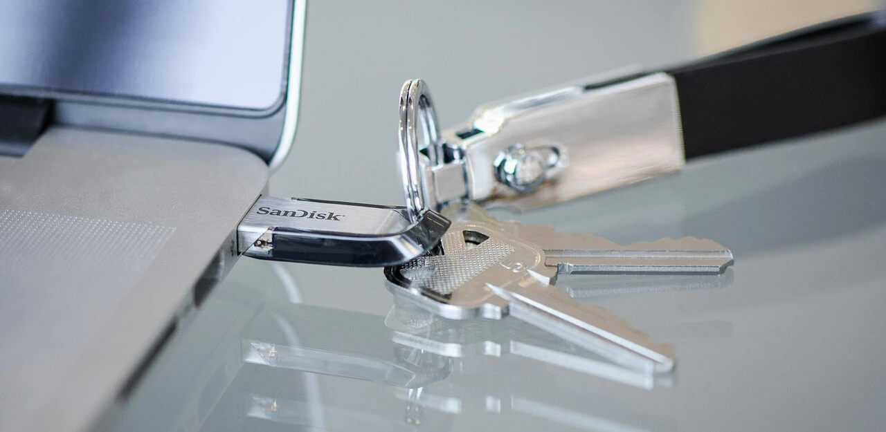 USB laikmena SanDisk 512GB Ultra Flair USB 3.0 aprašymas - Prekės nuotrauka