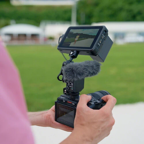 Sony FX30 su XLR rankena aprašymas - Prekės nuotrauka