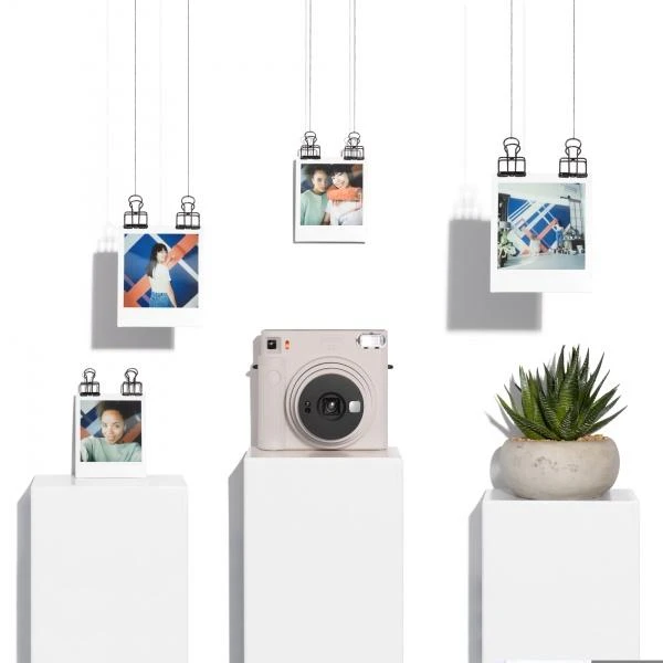 Fujifilm Momentinis fotoaparatas instax Square SQ1 Chalk white