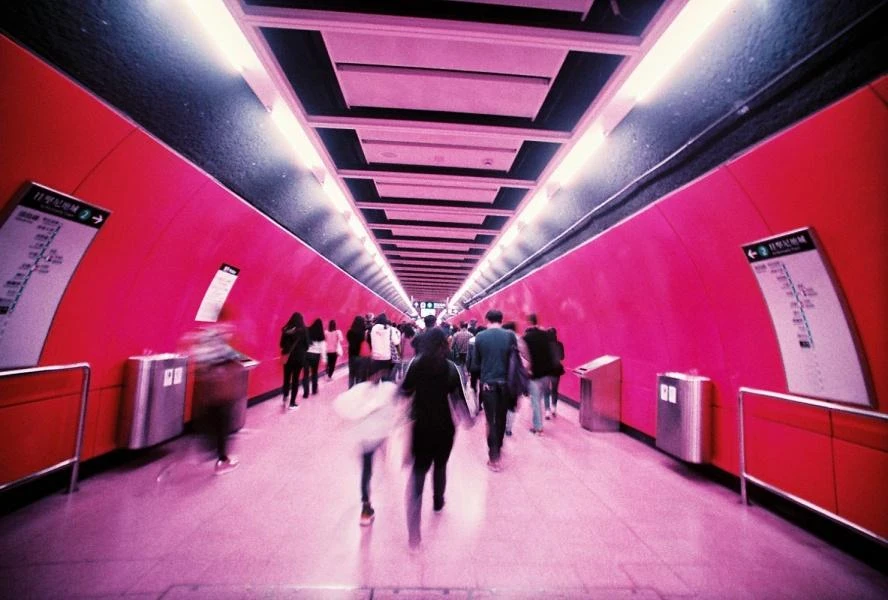 Lomographische Ag Spalvota fotojuosta Lomochrome Violetinė ISO 100-400/135/36 (C41)