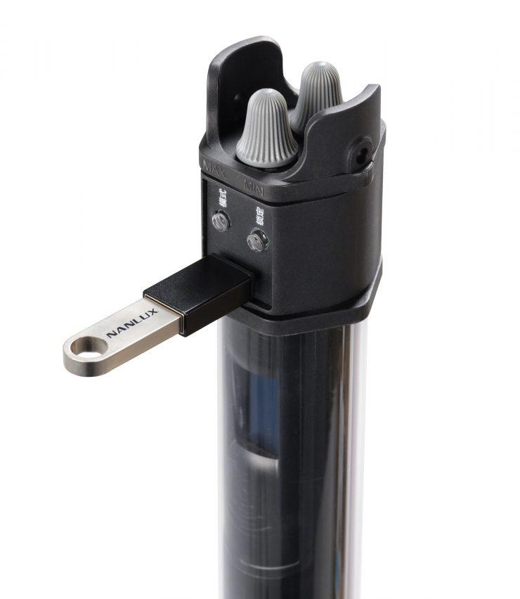 NANLITE PAVOTUBE II 15C LED RGBWW TUBE LIGHT 1KIT