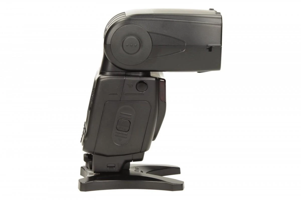 Nikon SB-700 blykstė