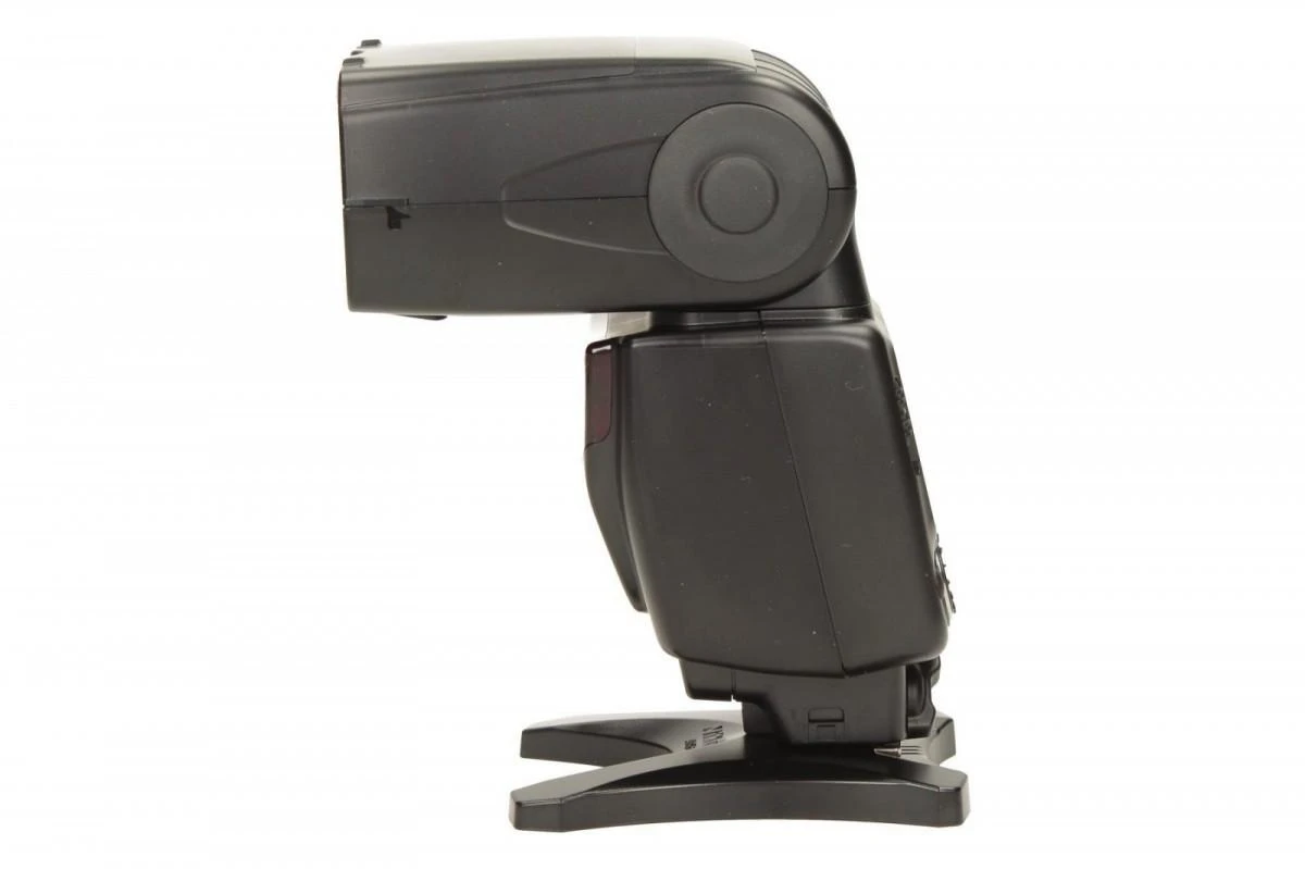 Nikon SB-700 blykstė
