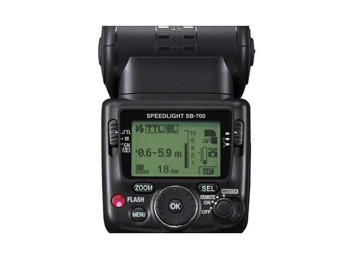 Nikon SB-700 blykstė