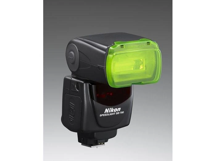 Nikon SB-700 blykstė