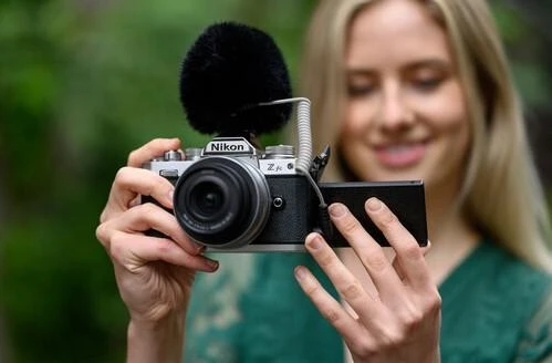 Nikon Z fc korpusas