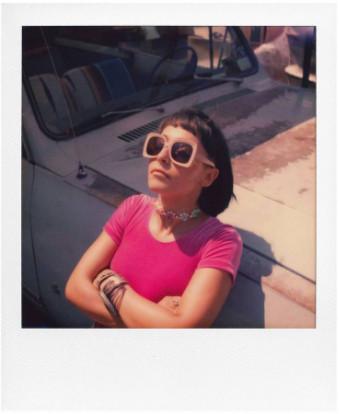 POLAROID SPALVOTA PLĖVELĖ SX-70
