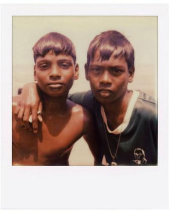 POLAROID SPALVOTA PLĖVELĖ SX-70