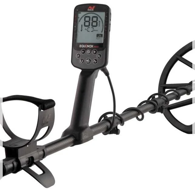 Minelab Equinox 900 +2 ritės, +Pro-Find 40