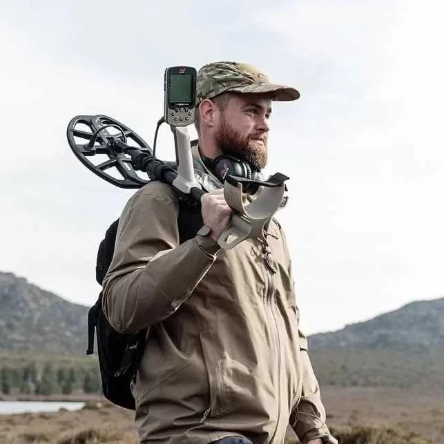 Minelab X-Terra Elite +Ausinės (vertė 129€)