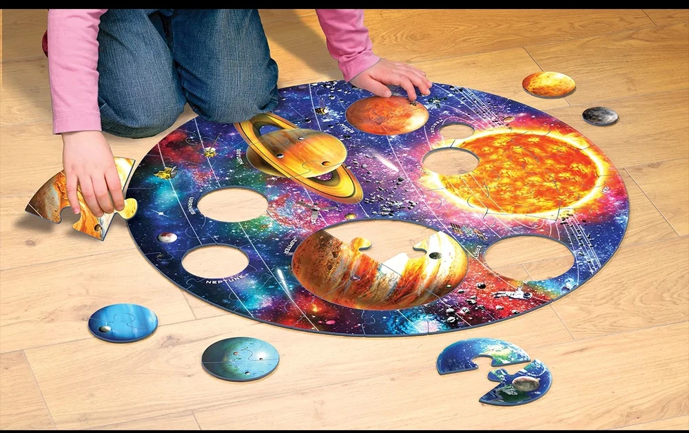 Dėlionė Kosmosas – milžiniška grindų dėlionė 71x71cm