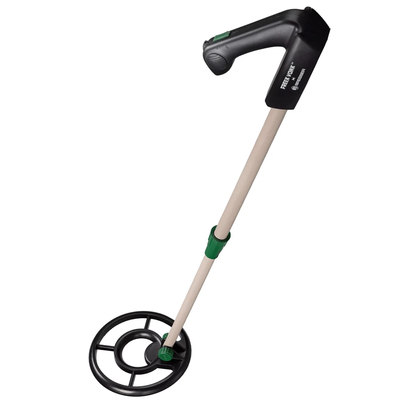 Metalo detektorius Freek Vonk iki 12cm gyliui. Vokietija