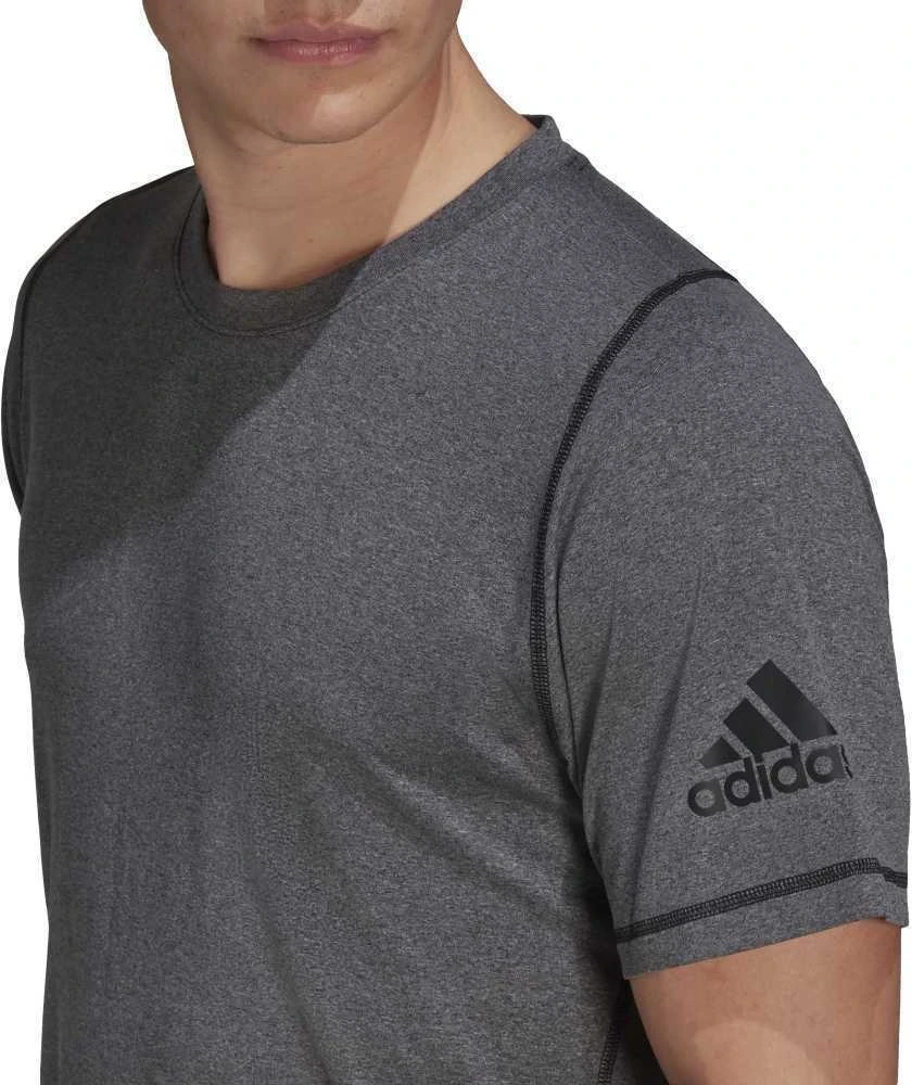 Adidas Marškinėliai Vyrams M Frl Ult Ht T Pilkas