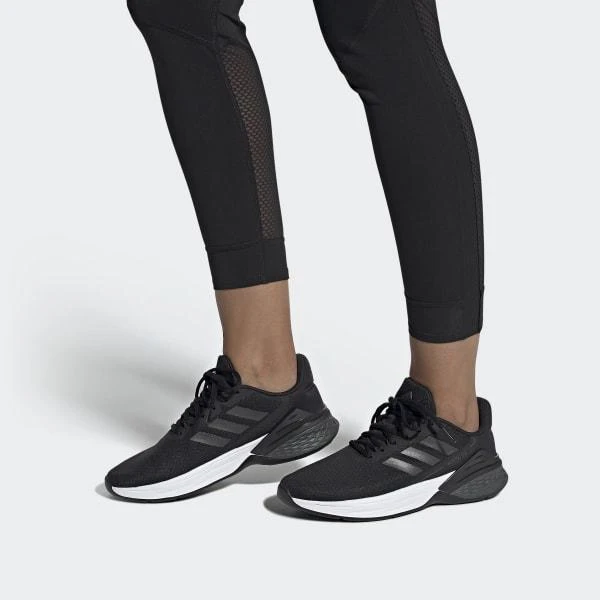 Adidas Moteriška Avalynė Response Sr Core Juodas FX3642