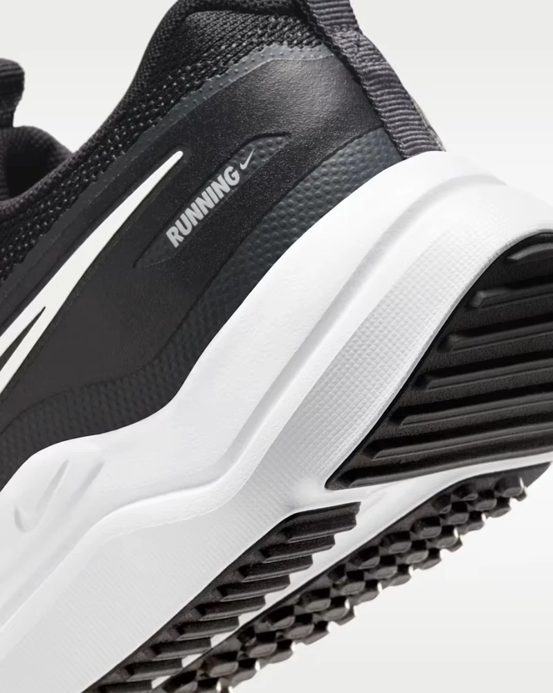 Nike Avalynė Paaugliams Nk Cosmic Runner Juodas HM4402 003