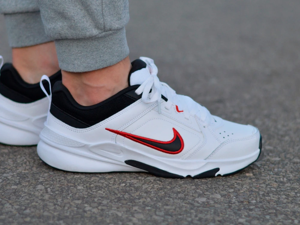 Nike Avalynė Vyrams Nike Defyallday Baltas DJ1196 101