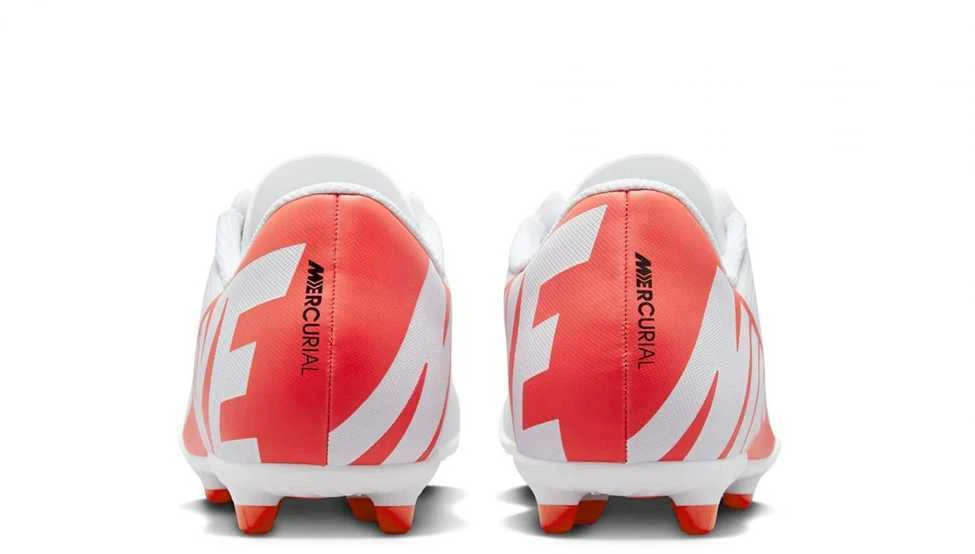 Nike Futbolo Avalynė Paaugliams Jr Vapor15 Club Fg/Mg Wite DJ5958 600
