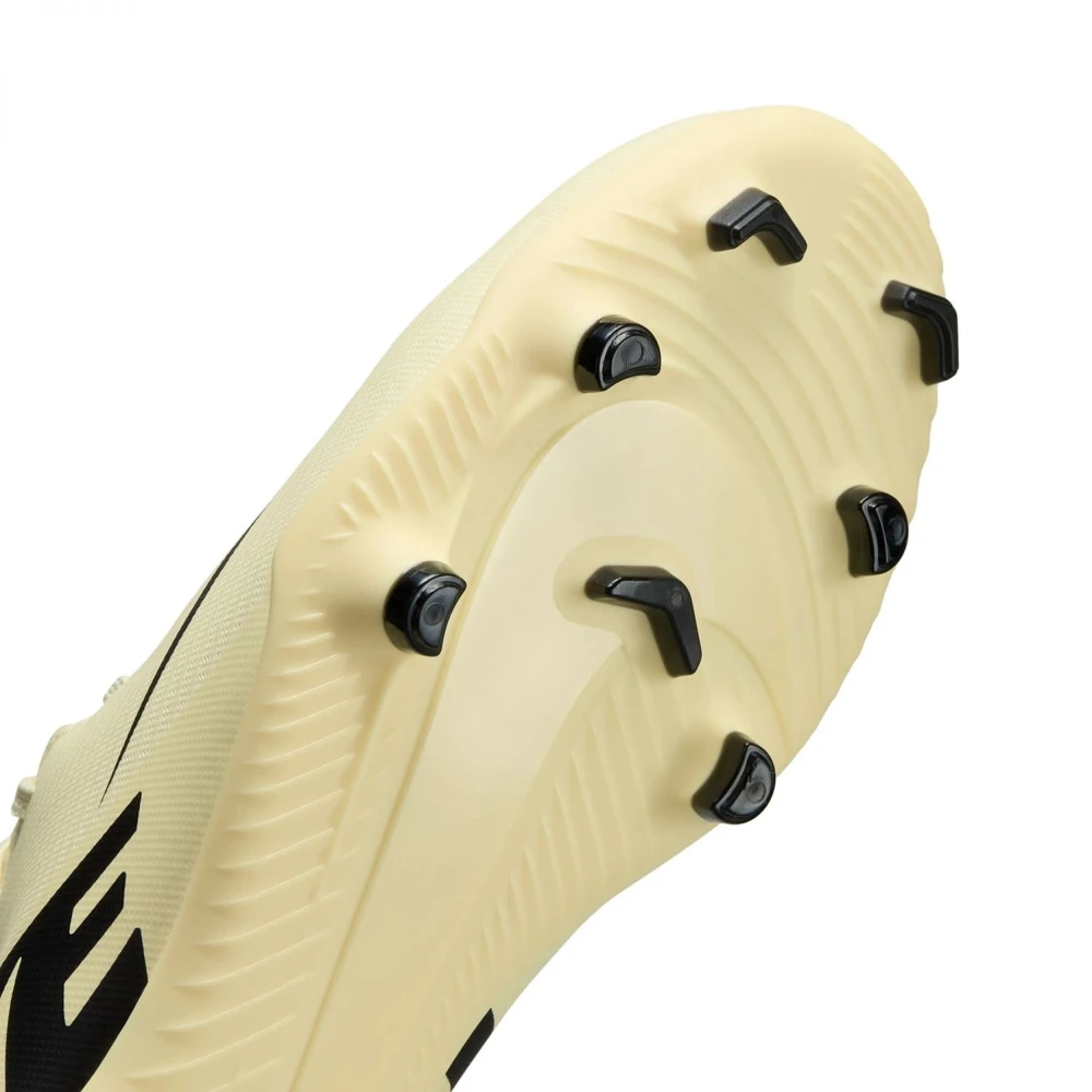 Nike Futbolo Avalynė Paaugliams Jr Vapor15 Club Fg/Mg Geltona Juodas DJ5958 700