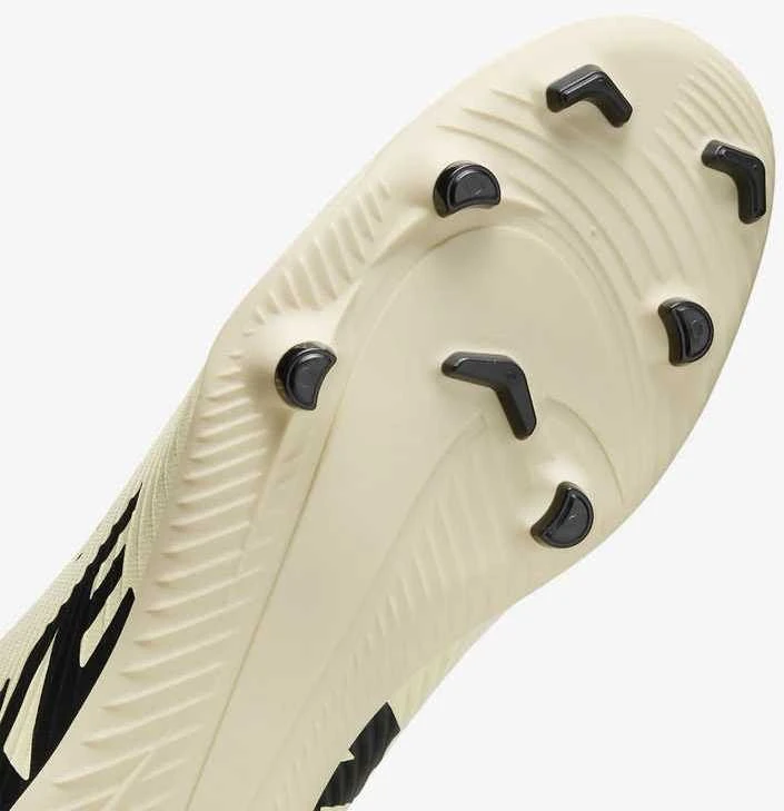 Nike Futbolo Avalynė Vyrams Vapor 15 Club Fg/Mg Juodas Geltona DJ5963 700