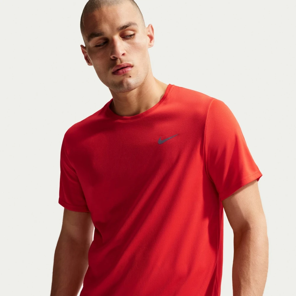 Nike Marškinėliai Vyrams M Nk Df Uv Miler Ss Raudona DV9315 696
