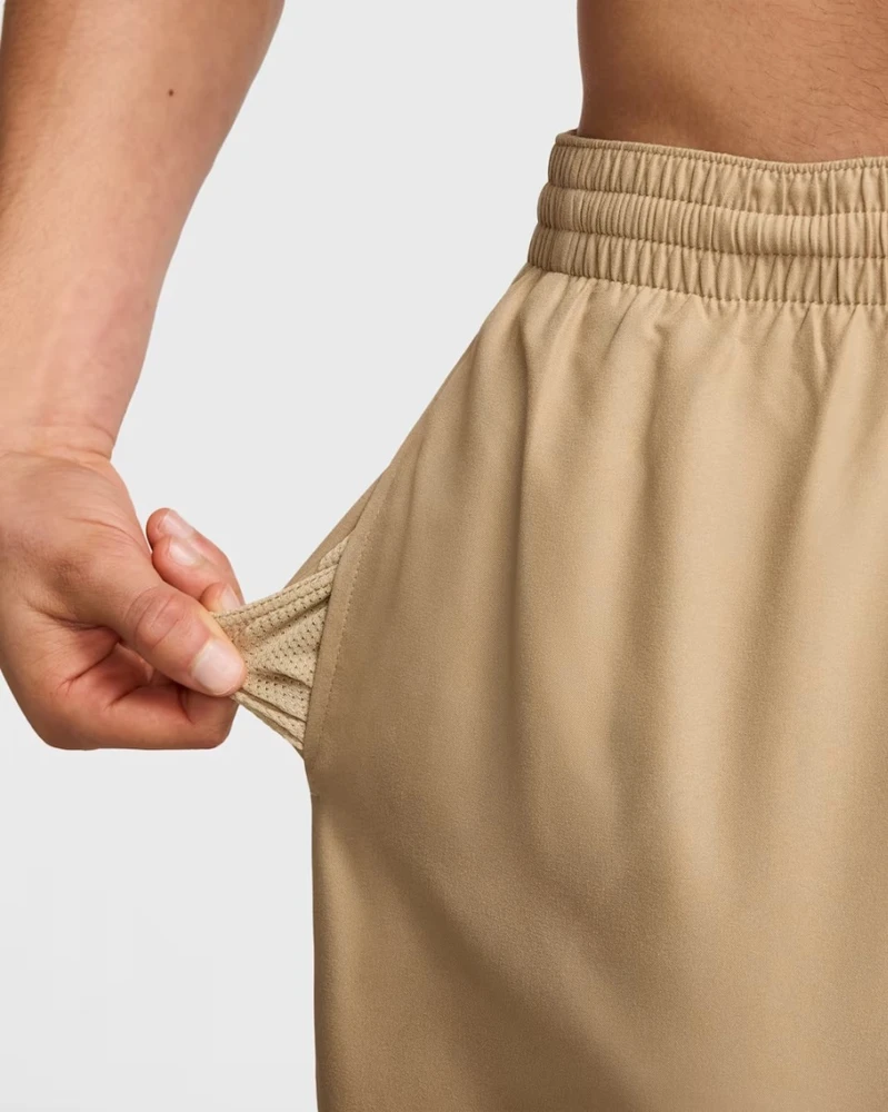 Nike Maudymosi Šortai Vyrams M Breaker Ess 5" Volley Short rusvai gelsvas NESSF560 241