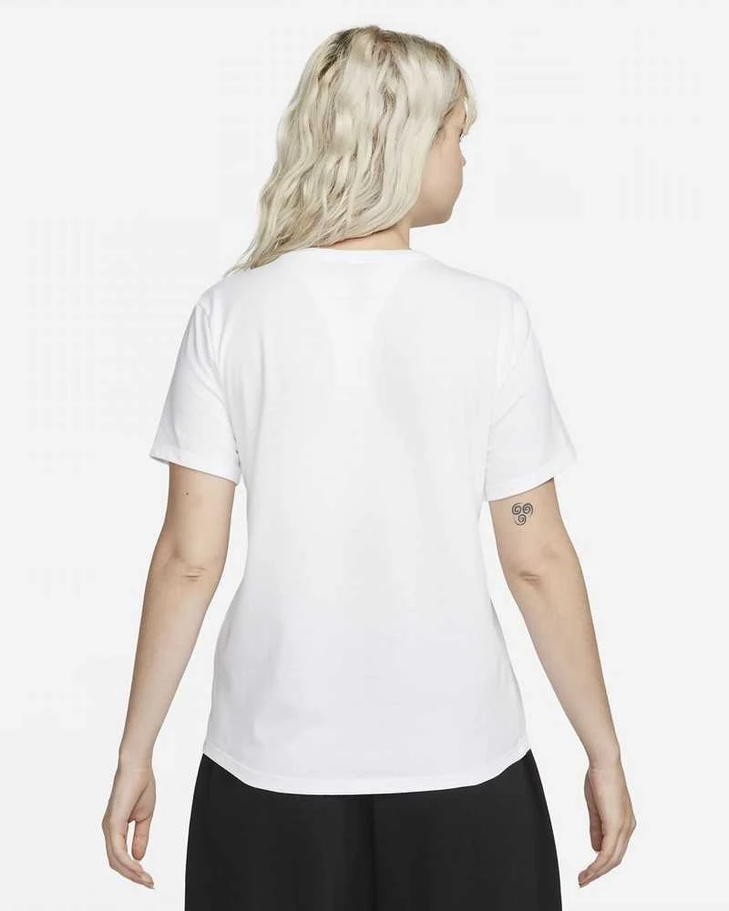 Nike Palaidinė Moterims W Nsw Club Ss Tee Baltas DX7902 100