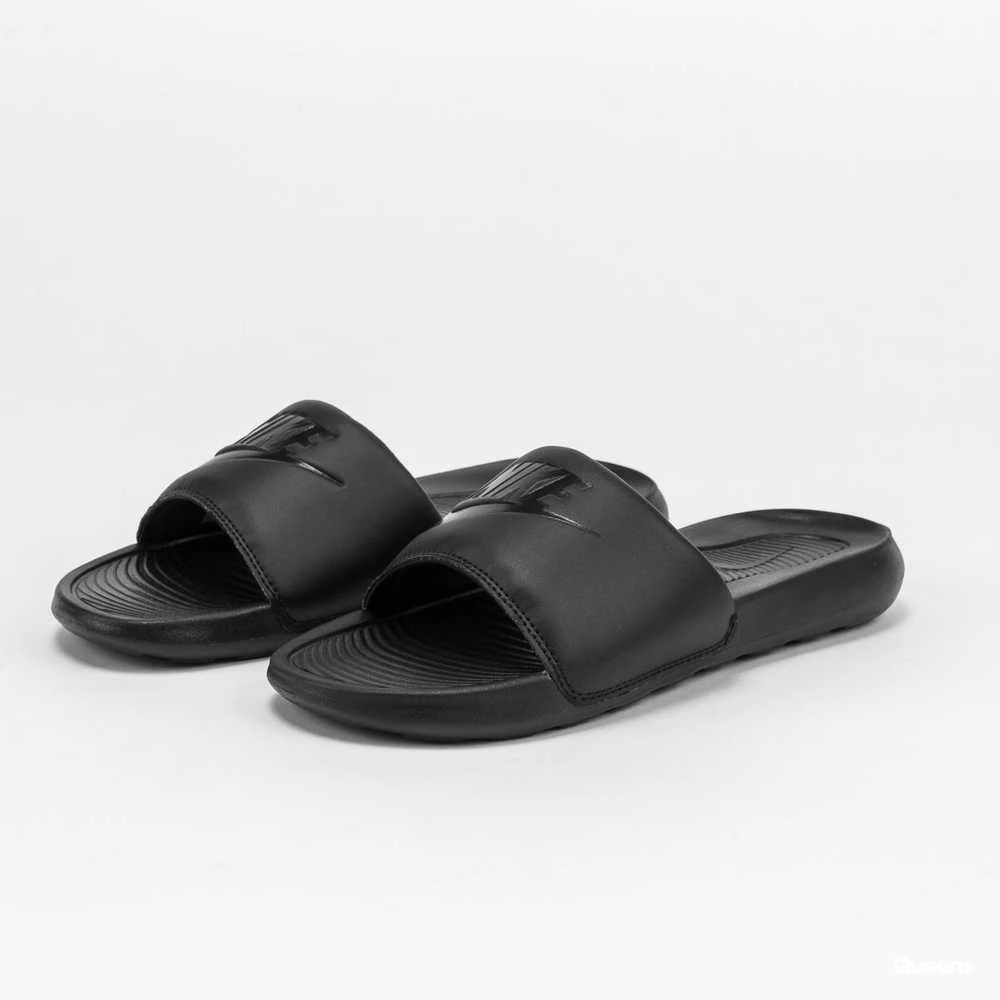 Nike Šlepetės Moterims Victori One Slide Juodas CN9677 004