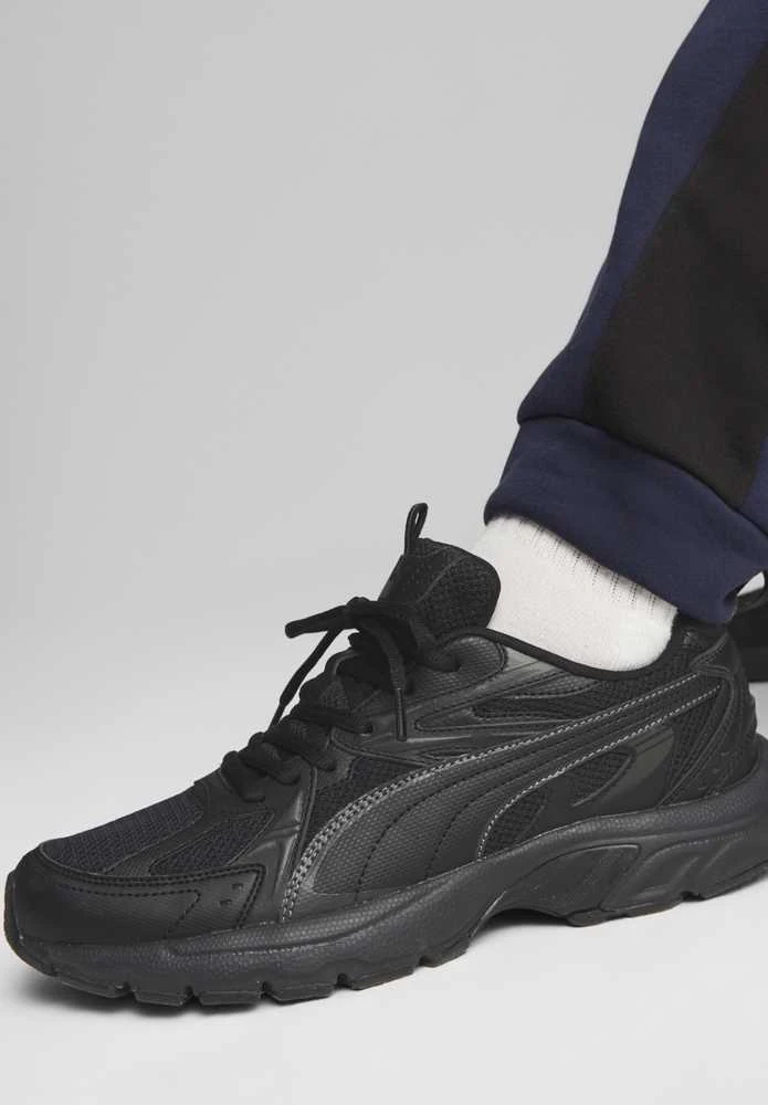Puma Avalynė Vyrams Milenio Tech Juodas 392322 02