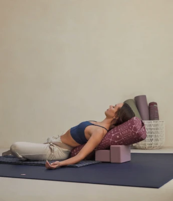 Bolsteris MANDUKA ENLIGHT™ ROUND (Spalva: Surf)