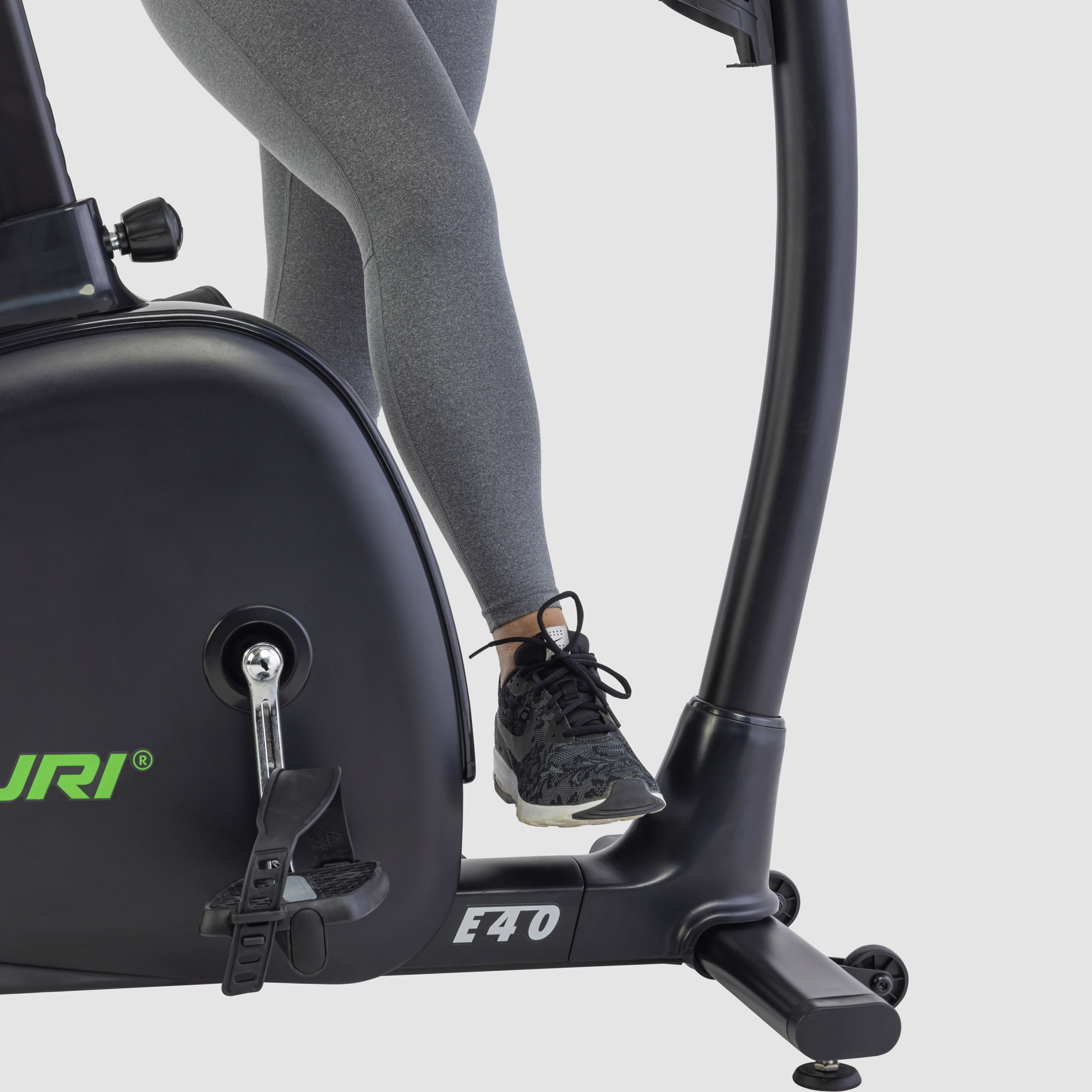 dviratis-treniruoklis-tunturi-signature