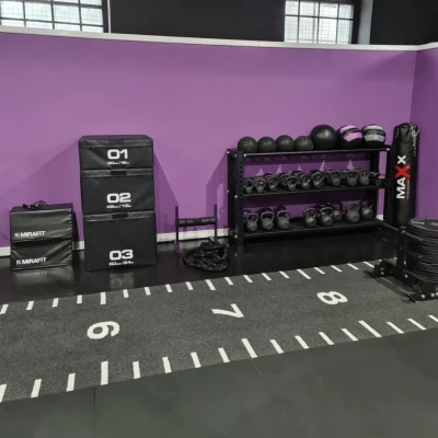 Grindų danga su dirbtine žole Trackz Essential Range 15 × 2 m (Spalva: Juoda)