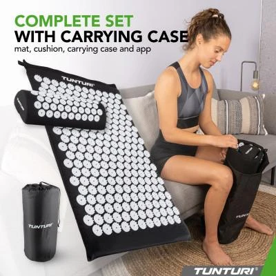 Kilimėlis TUNTURI ACUPRESSURE MAT AND PILLOW Juodas