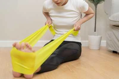 Neplyštanti elastinė juosta MOVES band 1,5 m (25 vnt.) (Spalva: Raudona)