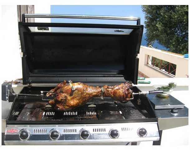 BeefEater Rotisserie - sukamas iešmas