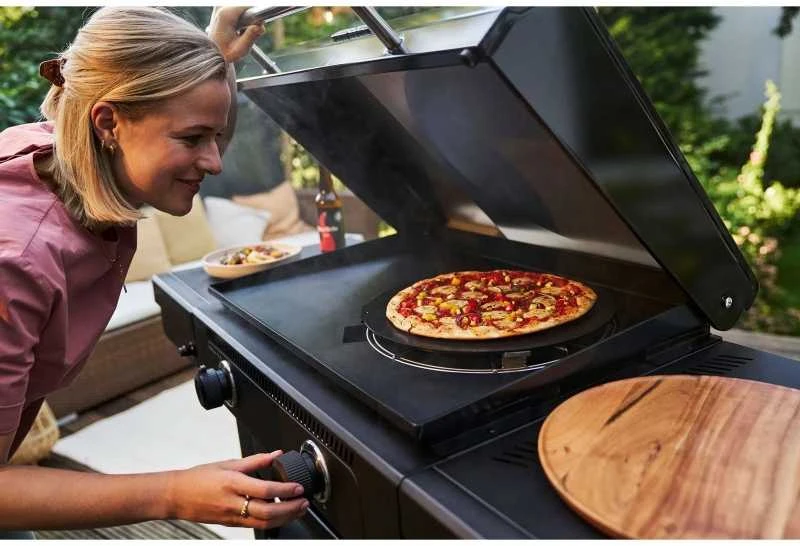 Dujinė kepsninė su plokštuma Char-Broil Versa-Tile
