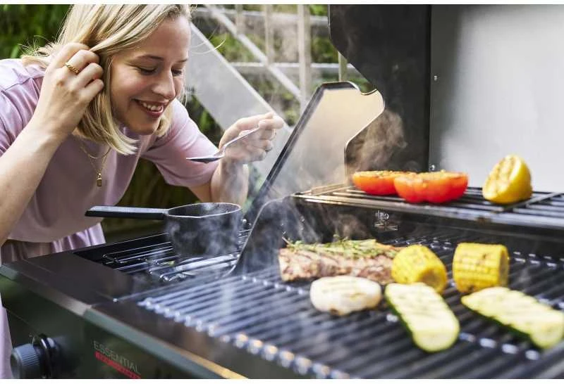 Dujinis grilis Char-Broil Essential 3G