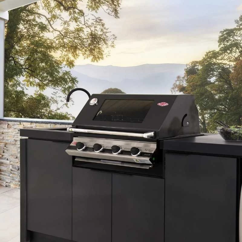 Įmontuojamas dujinis 4 degiklių grilis BeefEater S3000E