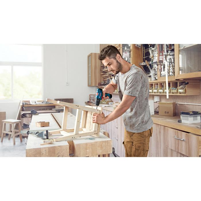 BOSCH smūginis suktuvas-gręžtuvas GSB 120-LI, 2x2,0Ah, lagaminas + 23 vnt rinkinys 12V 30/14Nm