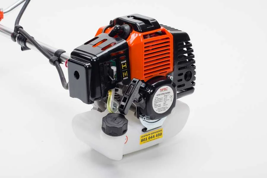 Krūmapjovė Nac BP520-27-T; 2,2 kW; benzininė