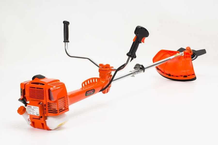 Krūmapjovė Nac BP520-30KA-T; 2,2 kW; benzininė