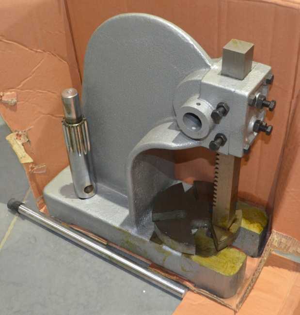 PROMA MECHANINIS SPAUDAS 2 TONOS AP-2