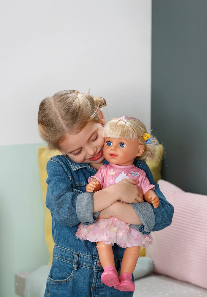 MGA Zapf Kūdikis gimęs - Carla 43 cm