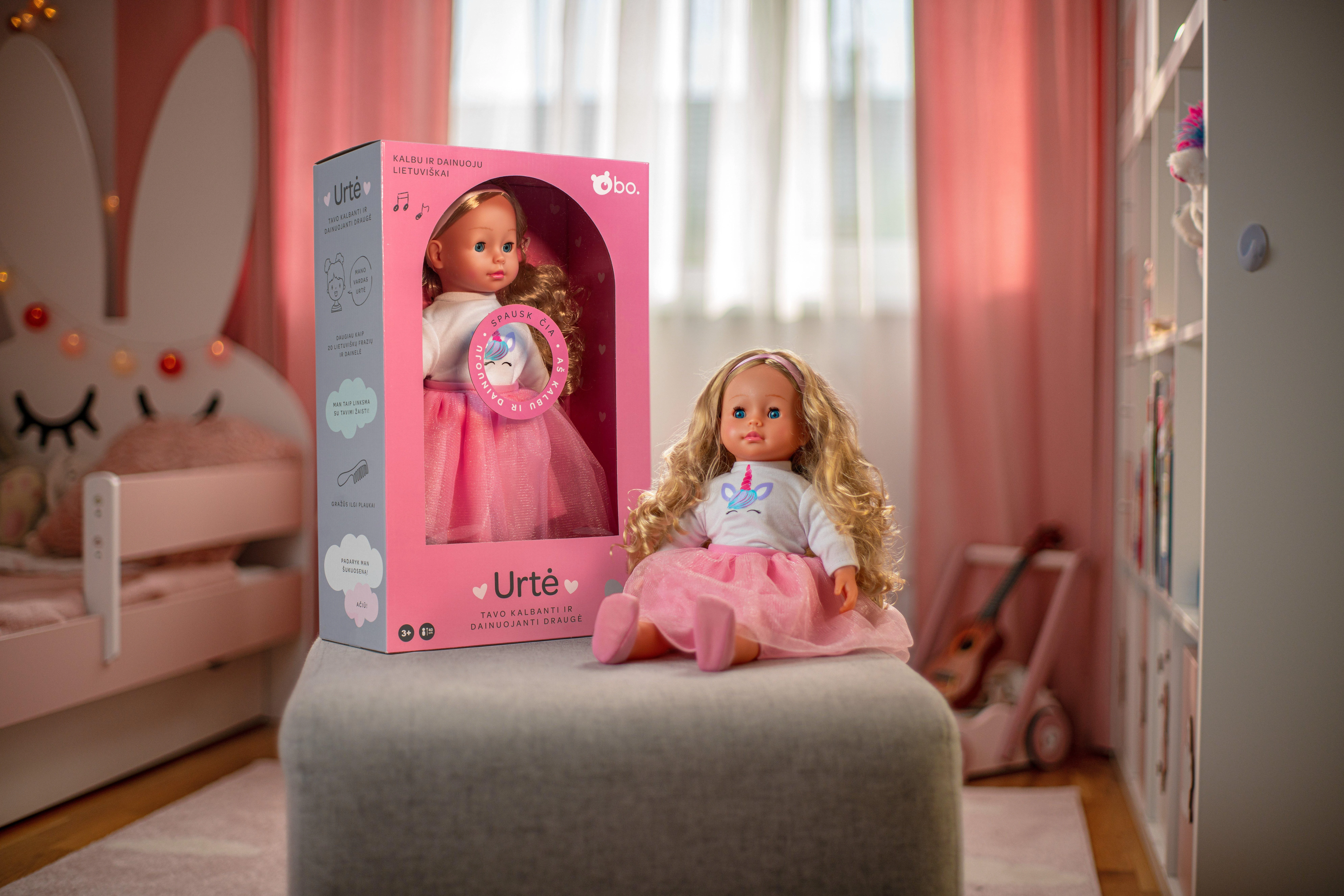Lietuviškai kalbanti ir dainuojanti lėlė BO Urtė