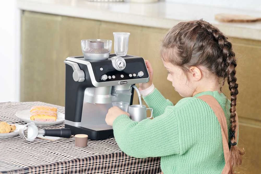DELONGHI kavos aparatas
